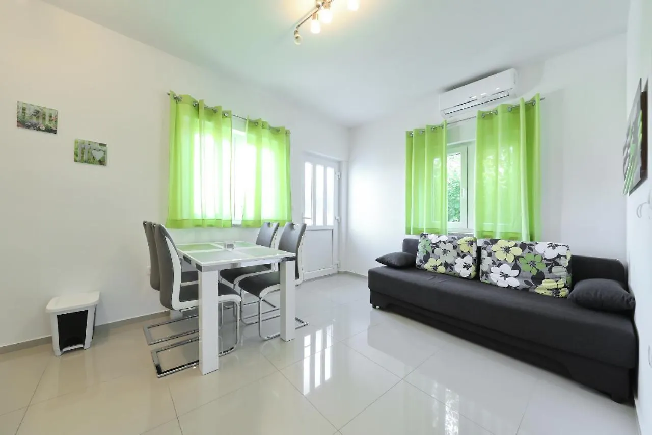 Apartment Villa Bobic Kraj  Kroatien