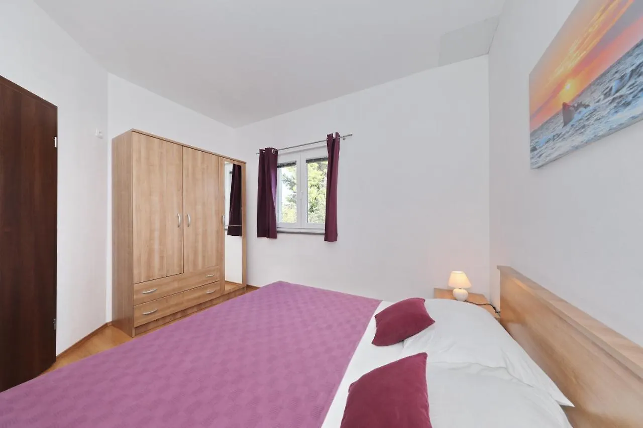 Apartment Villa Bobic Kraj